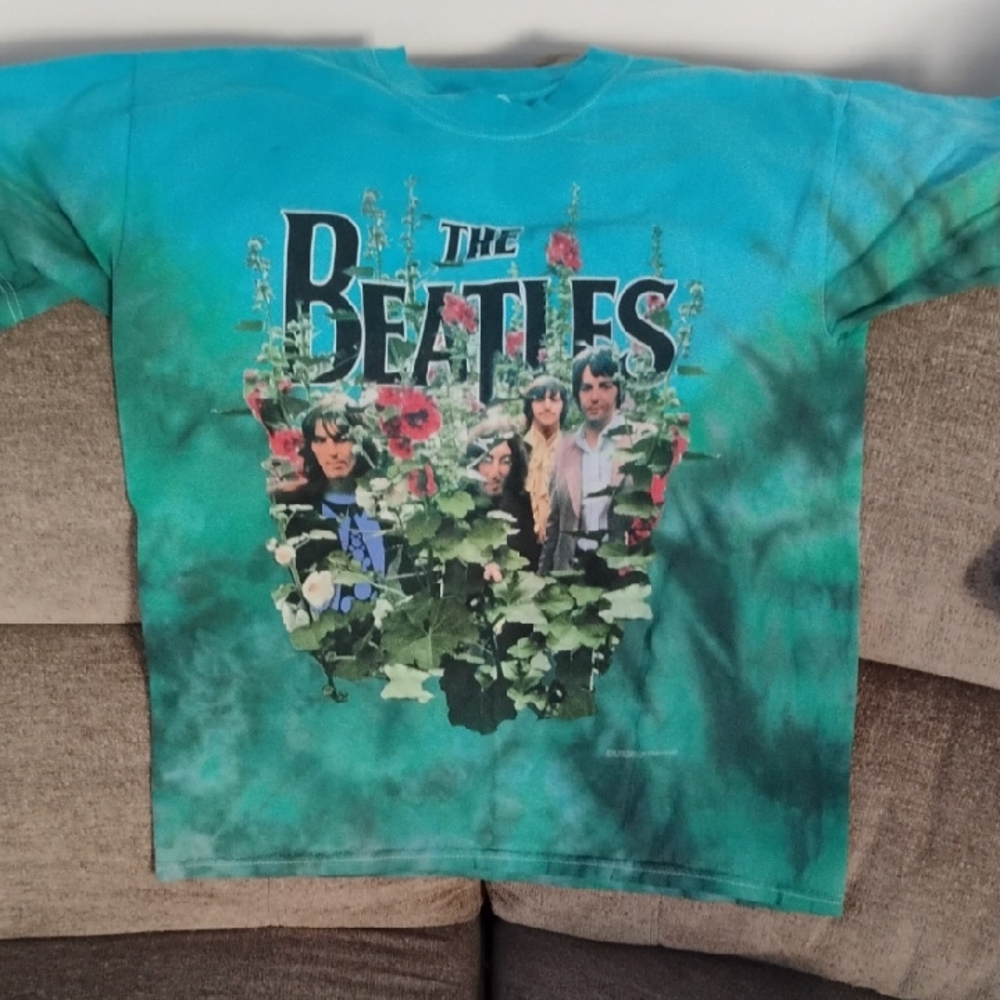 Gildan Teal Tie-Dye Beatles Graphic Tee